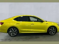 Used Skoda Octavia SportLine 147 HP (108 kW) 2026 Yellow Hatchback