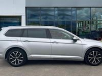 Begagnad VW Passat SEL 150 HK (110 kW) 2023 Silver Kombi