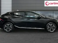 Begagnad Kia EV6 Air 166 kW (226 HK) 2022 Svart SUV
