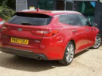 Used Kia Optima 141 HP (103 kW) 2017 Red Estate