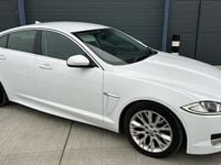 Used Jaguar XF 200 HP (147 kW) 2013 White Sedan