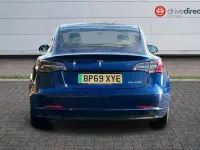 Używany Tesla Model 3 Long Range AWD 366 kW (498 KM) 2019 Niebieski Sedan/Limuzyna