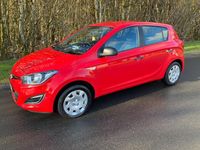 Used Hyundai i20 Classic 2014 Red Hatchback