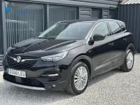Used Vauxhall Grandland X S 130 HP (95 kW) 2018 Black SUV