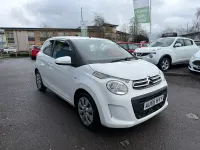 Used Citroën C1 Feel 68 HP (50 kW) 2015 White Hatchback