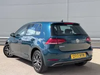 Used VW Golf VII SE 125 HP (91 kW) 2017 Green Hatchback