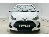 Used Toyota Yaris 114 HP (83 kW) 2023 White Hatchback