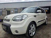 Used Kia Soul 124 HP (91 kW) 2009 Cream SUV