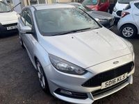 Usado Ford Focus ST 185 CV (136 kW) 2016 Plateado Utilitario