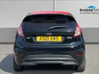 Usado Ford Fiesta ST-Line 140 HP (102 kW) 2016 Preto Citadino