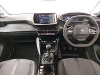 Used Peugeot 208 Allure Premium 100 HP (73 kW) 2022 Yellow Hatchback