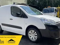 Used Citroën Berlingo 75 HP (55 kW) 2016 White MPV