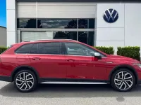 Used VW Golf Alltrack 200 HP (147 kW) 2022 Red Estate