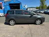Używany Peugeot 5008 Active 115 KM (84 kW) 2014 Szary Minivan