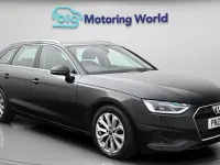 Usado Audi A4 190 HP (139 kW) 2021 Preto Carrinha