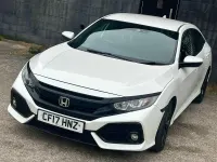 Used Honda Civic SR 2017 White Hatchback