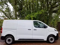 Used Citroën Dispatch 121 HP (88 kW) 2018 White MPV