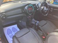 Usado Mini ONE Hatch 2014 Naranja Utilitario