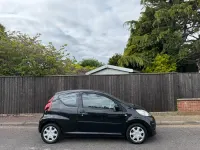 Second-hand Peugeot 107 Active 68 CP (50 kW) 2014 Negru Hatchback
