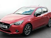 Używany Mazda 2 Inclusive 90 KM (66 kW) 2016 Czerwony Hatchback