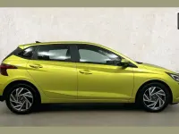 Used Hyundai i20 Advanced 99 HP (72 kW) 2025 Green Hatchback