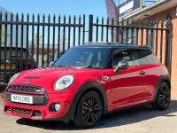 Used Mini Cooper S Hatch 192 HP (141 kW) 2018 Red Hatchback