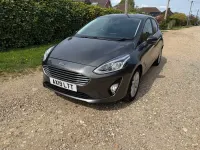 Begagnad Ford Fiesta Titanium 120 HK (88 kW) 2019 Grå Halvkombi