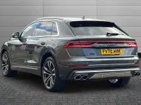 Używany Audi SQ8 Comfort 507 KM (372 kW) 2021 Szary SUV