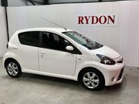 Used Toyota Aygo 68 HP (50 kW) 2013 White Hatchback