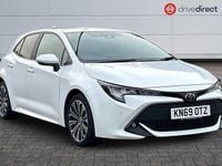 Used Toyota Corolla Design 116 HP (85 kW) 2019 White Hatchback