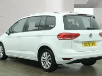 Used VW Touran SE 115 HP (84 kW) 2019 White MPV