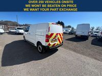 Used Citroën Dispatch 142 HP (104 kW) 2022 White MPV