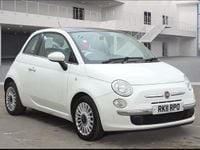 Usado Fiat 500 Lounge 85 HP (62 kW) 2011 Branco Citadino