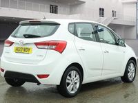Used Hyundai ix20 Active 90 HP (66 kW) 2013 White Hatchback