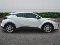 Used Toyota C-HR 2023 White SUV
