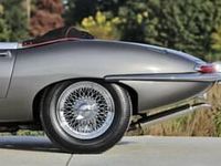 Used Jaguar E-Type 269 HP (197 kW) 1961 Others Cabriolet