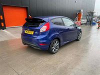 Used Ford Fiesta ST-Line 140 HP (102 kW) 2016 Blue Hatchback