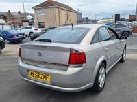 Used Vauxhall Vectra 141 HP (103 kW) 2006 Beige Hatchback