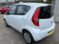 Used Vauxhall Agila S 68 HP (50 kW) 2014 White MPV