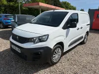 Used Peugeot Partner 131 HP (96 kW) 2021 White MPV