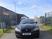 Begagnad Jaguar XF Premium Luxury 2011 Svart Sedan