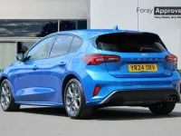 Used Ford Focus ST-Line 2024 Desert island blue Hatchback
