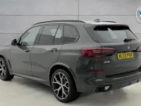 Usado BMW X5 M Sport 298 HP (219 kW) 2023 Cinzento SUV