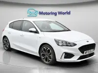 Used Ford Focus ST-Line X 155 HP (114 kW) 2020 White Hatchback