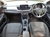 Used Kia Stonic 99 HP (72 kW) 2023 Yellow SUV