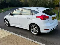 Used Ford Focus Zetec 2015 White Hatchback