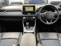 Used Toyota RAV4 Hybrid 222 HP (163 kW) 2021 White pearl bitone SUV