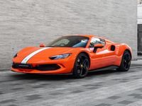 Begagnad Ferrari 296 830 HK (610 kW) 2024 Röd Cab