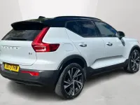 Usado Volvo XC40 R-Design Pro 2021 Prateado SUV