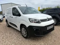 Used Citroën Berlingo 100 HP (73 kW) 2020 White MPV